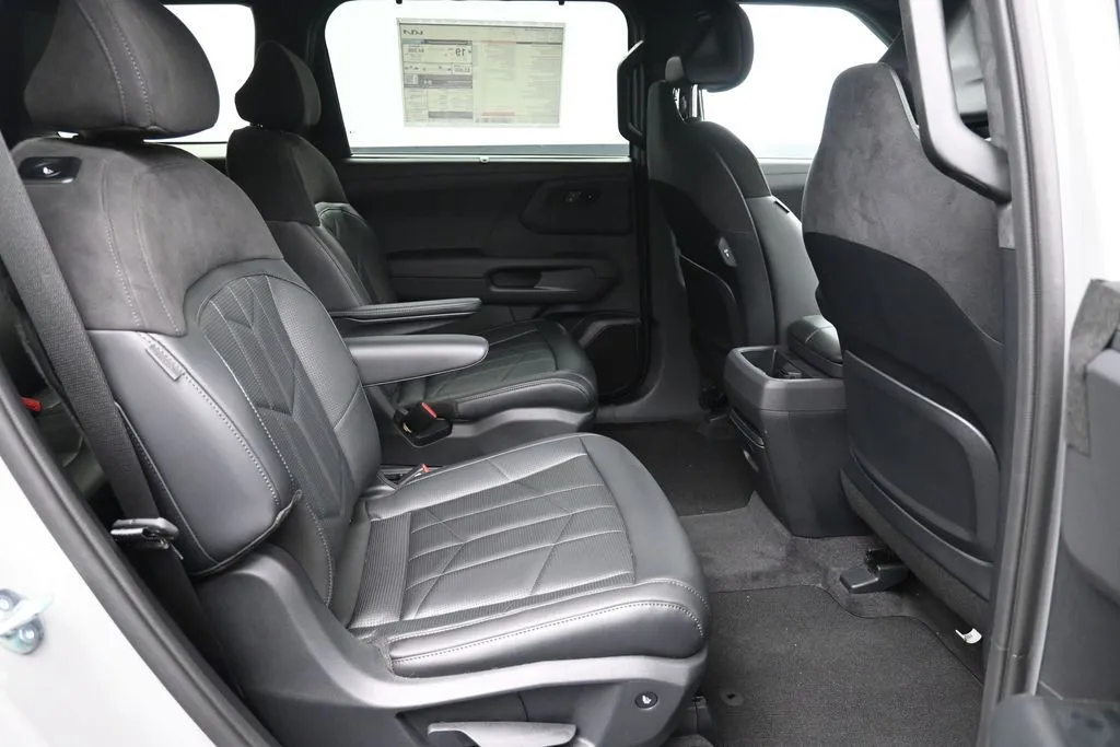 2027 Kia Telluride X-Pro SX Prestige - Photo 26