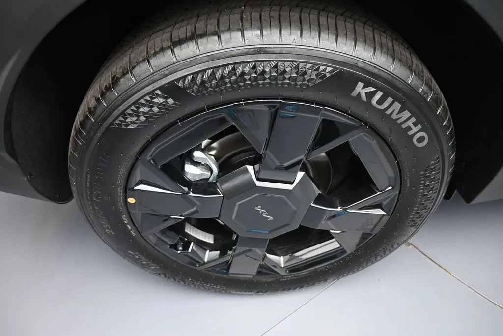 2026 Kia Sportage X-Line - Photo 12