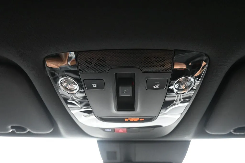 2026 Kia Sportage X-Line - Photo 17