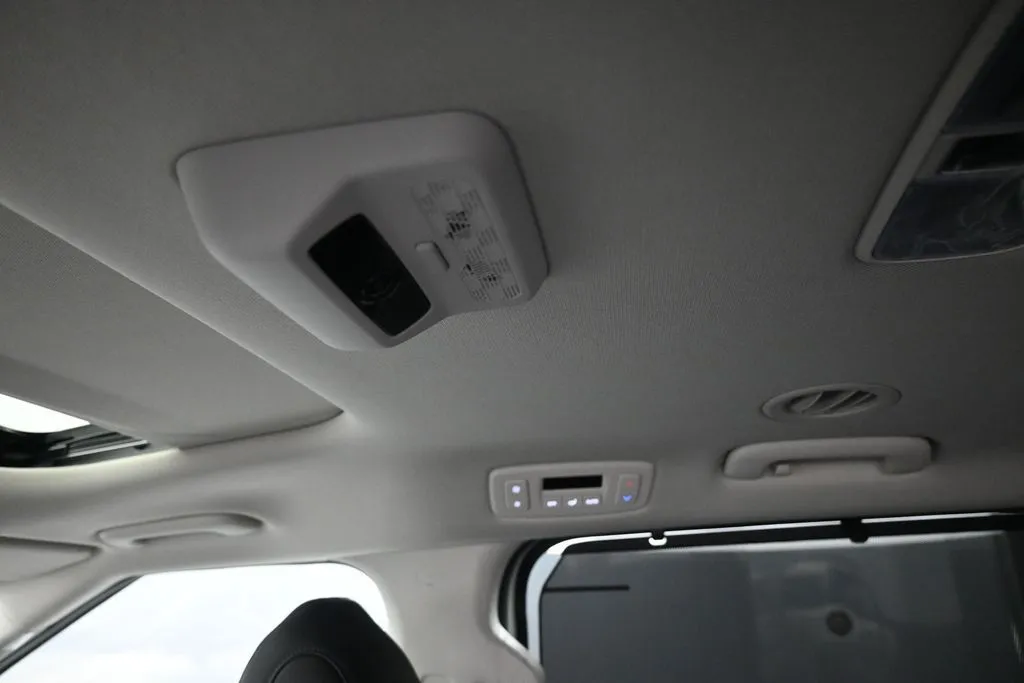 2026 Kia Carnival SX - Photo 21