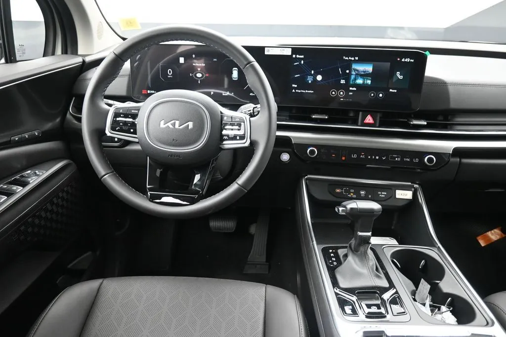 2026 Kia Carnival SX - Photo 20