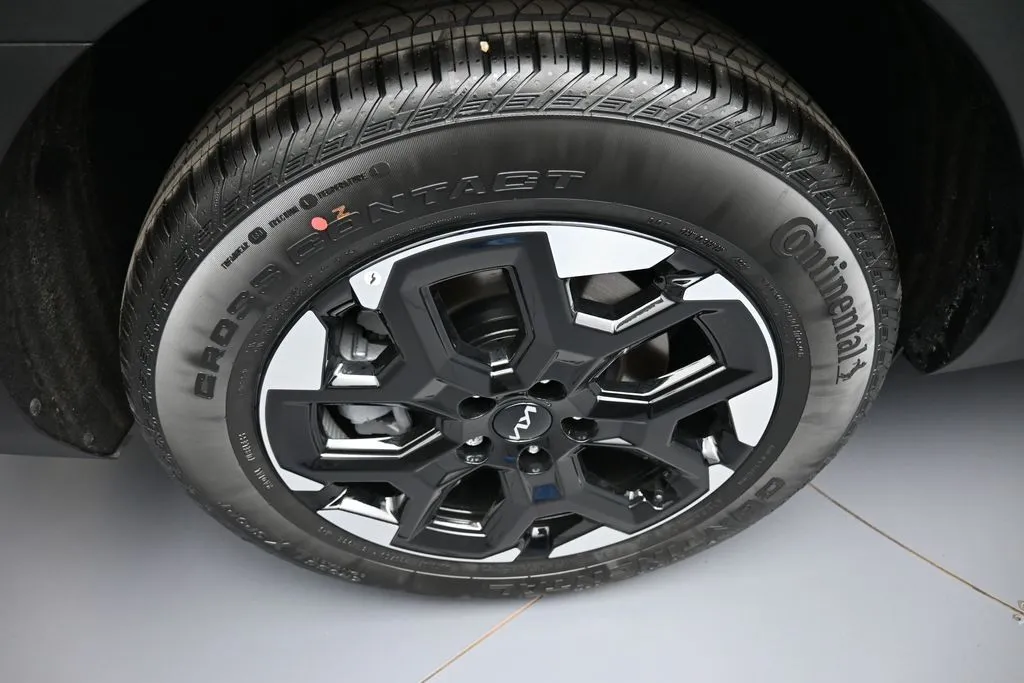 2026 Kia Sorento S - Photo 12