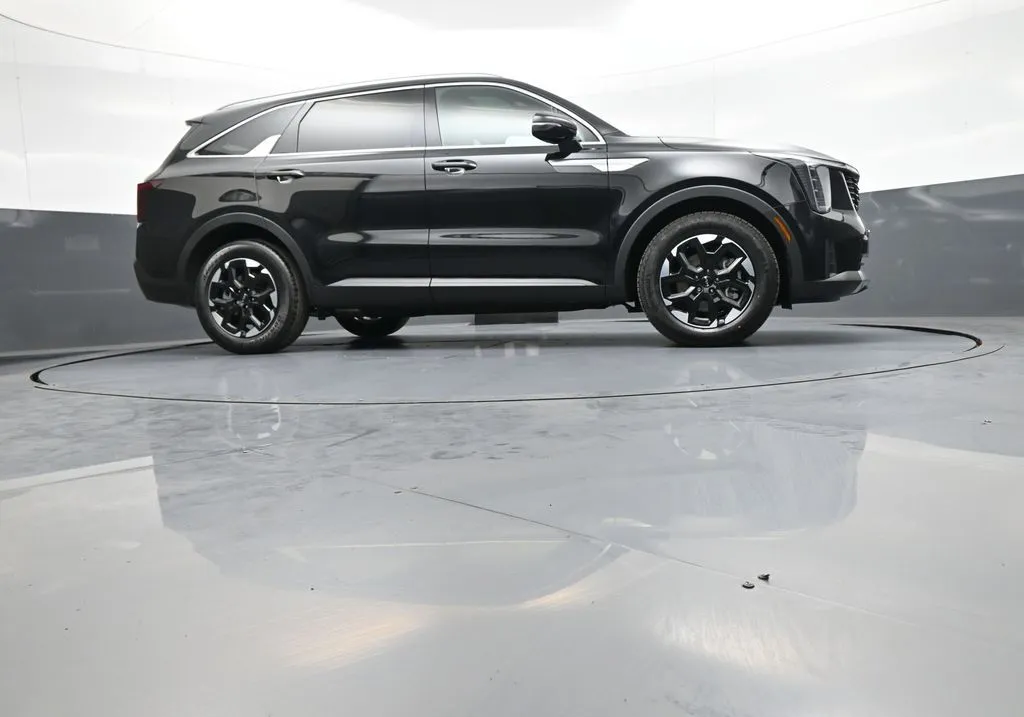 2026 Kia Sorento S - Photo 30