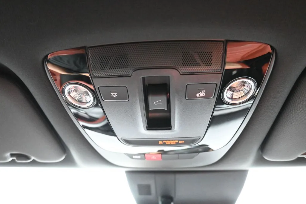 2026 Kia Sportage SX Prestige - Photo 17