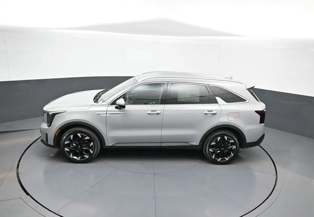 2026 Kia Sorento EX - Photo 42
