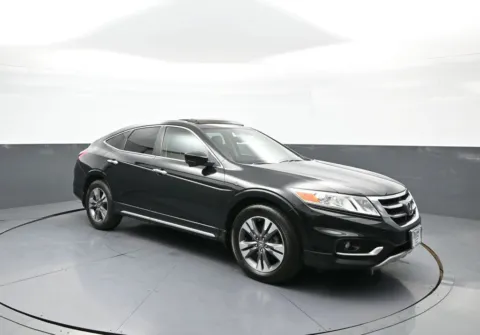More photos of 2015 Honda Crosstour EX-L at Plaza Kia, NY