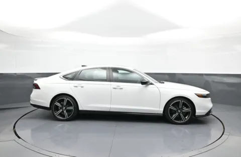 More photos of 2024 Honda Accord Hybrid Sport at Plaza Kia, NY