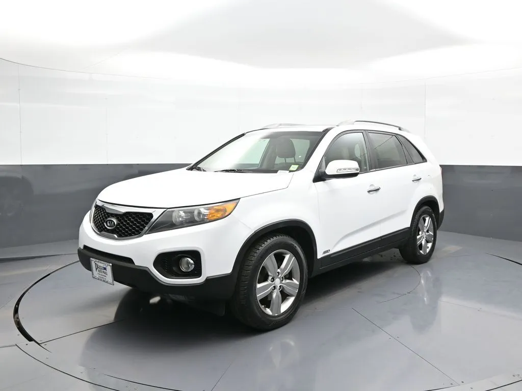 White 2013 Kia Sorento EX for sale in Brooklyn, NY