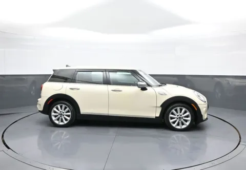 More photos of 2018 MINI Cooper S Clubman at Plaza Kia, NY
