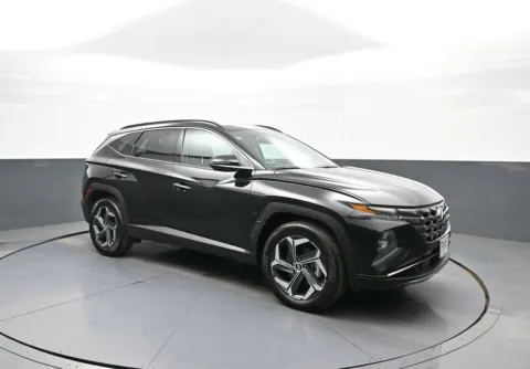 More photos of 2024 Hyundai Tucson Hybrid Limited at Plaza Kia, NY