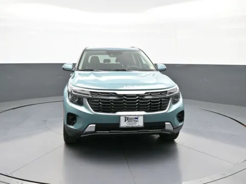 Photos of 2025 Kia Seltos EX for sale in Brooklyn, NY at Plaza Kia