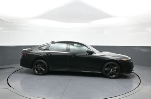 More photos of 2023 Honda Accord Hybrid Sport-L at Plaza Kia, NY
