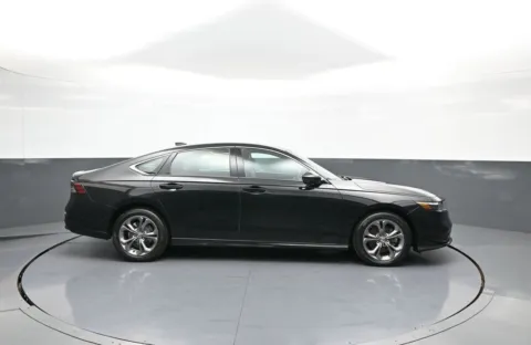More photos of 2023 Honda Accord Hybrid EX-L at Plaza Kia, NY
