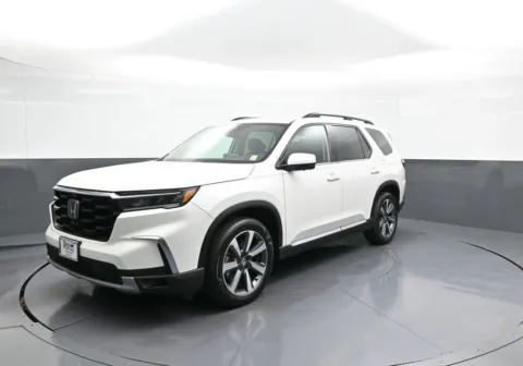 White 2025 Honda Pilot Elite for sale in Brooklyn, NY