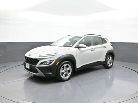 Silver 2022 Hyundai Kona SEL for sale in Brooklyn, NY