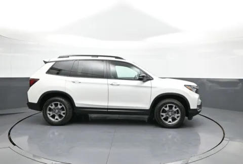 More photos of 2023 Honda Passport TrailSport at Plaza Kia, NY