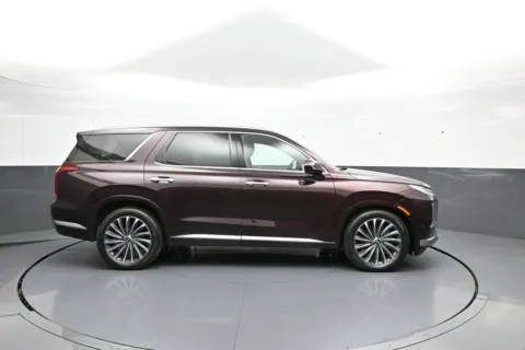 More photos of 2024 Hyundai Palisade Calligraphy at Plaza Kia, NY
