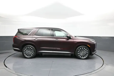 More photos of 2024 Hyundai Palisade Calligraphy at Plaza Kia, NY