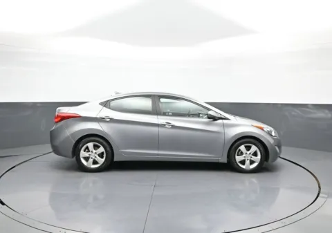 More photos of 2012 Hyundai Elantra GLS at Plaza Kia, NY