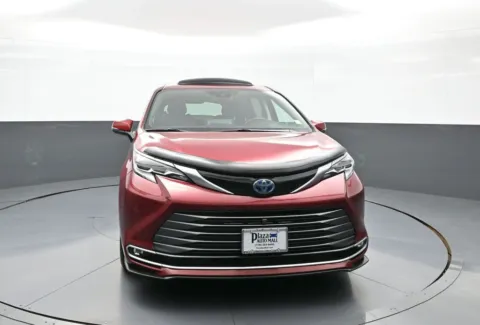Photos of 2021 Toyota Sienna Platinum for sale in Brooklyn, NY at Plaza Kia
