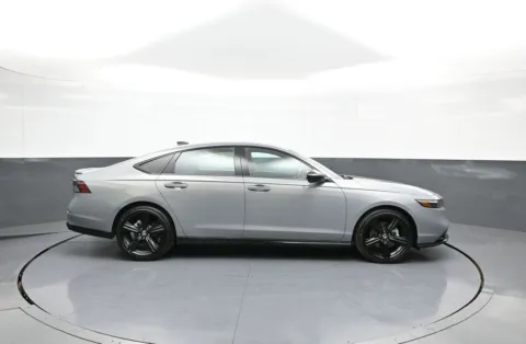More photos of 2023 Honda Accord Hybrid Sport-L at Plaza Kia, NY