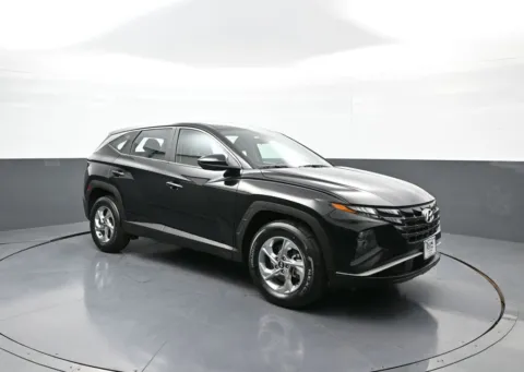 More photos of 2022 Hyundai Tucson SE at Plaza Kia, NY