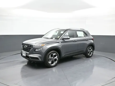 Gray 2024 Hyundai Venue SEL for sale in Brooklyn, NY