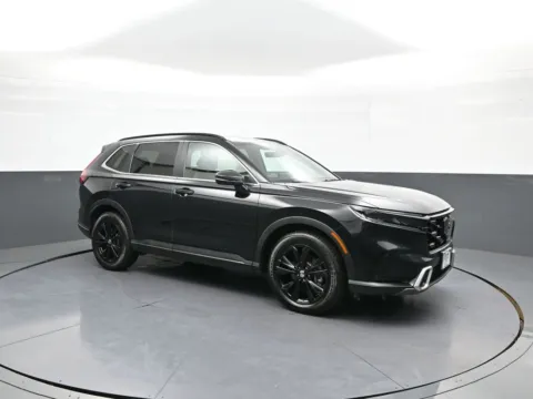 More photos of 2024 Honda CR-V Hybrid Sport Touring at Plaza Kia, NY