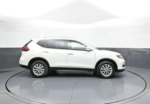 More photos of 2020 Nissan Rogue S at Plaza Kia, NY
