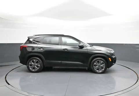 More photos of 2024 Kia Seltos S at Plaza Kia, NY