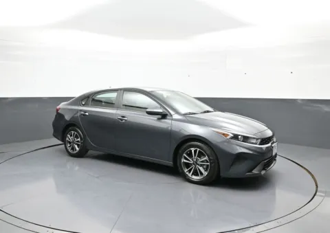 More photos of 2024 Kia Forte LXS at Plaza Kia, NY