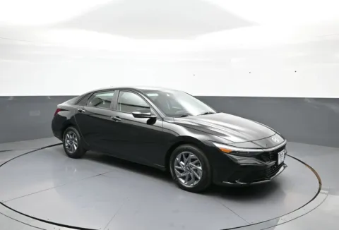 More photos of 2024 Hyundai Elantra SEL at Plaza Kia, NY