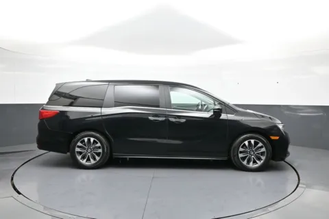 More photos of 2022 Honda Odyssey EX-L at Plaza Kia, NY