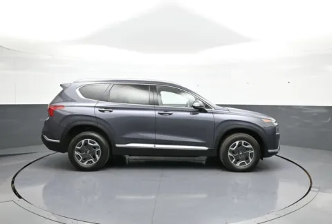 More photos of 2022 Hyundai Santa Fe Hybrid Blue at Plaza Kia, NY