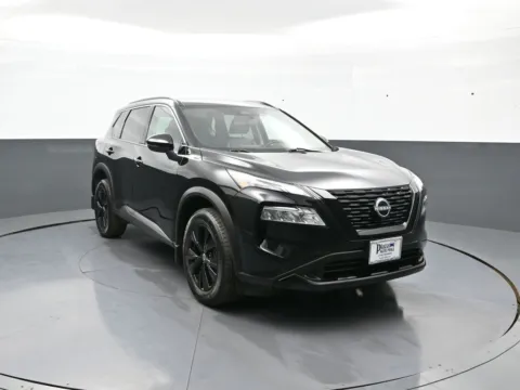Another view of 2023 Nissan Rogue SV for sale in Brooklyn, NY at Plaza Kia
