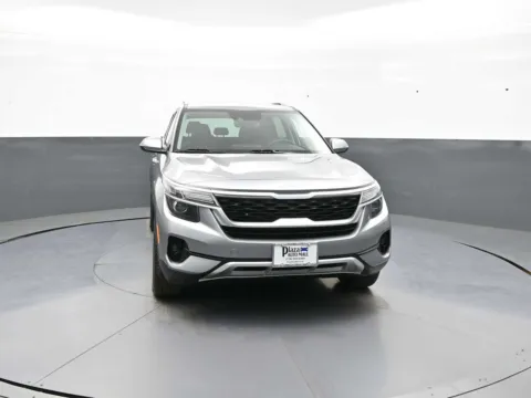 Photos of 2022 Kia Seltos S for sale in Brooklyn, NY at Plaza Kia