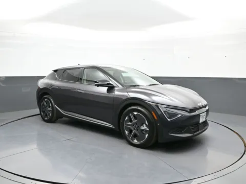 More photos of 2025 Kia EV6 Light Long Range at Plaza Kia, NY