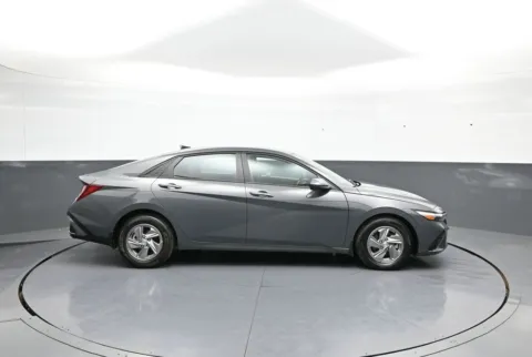More photos of 2025 Hyundai Elantra SE at Plaza Kia, NY