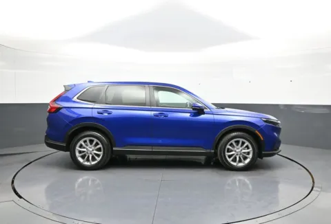 More photos of 2024 Honda CR-V EX-L at Plaza Kia, NY
