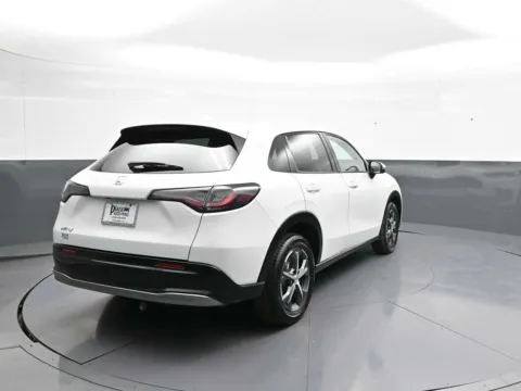 More photos of 2023 Honda HR-V EX-L at Plaza Kia, NY