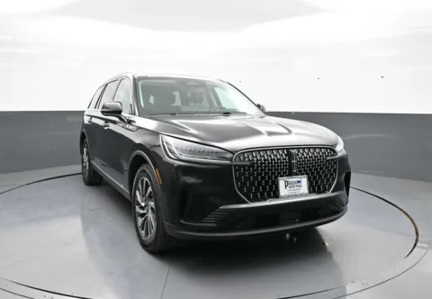Another view of 2026 Lincoln Aviator Premiere for sale in Brooklyn, NY at Plaza Kia