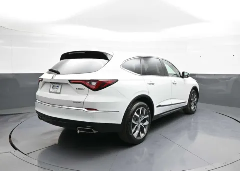 More photos of 2024 Acura MDX w/Technology Package at Plaza Kia, NY