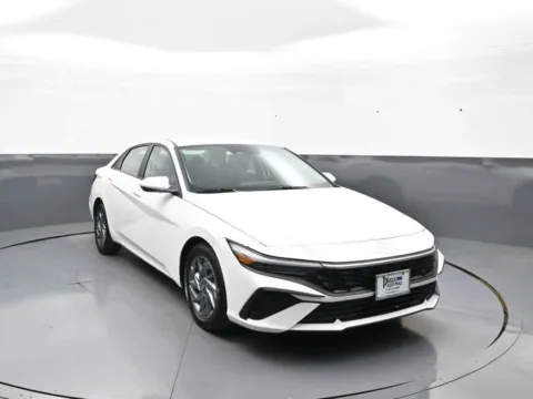 Photos of 2024 Hyundai Elantra SEL for sale in Brooklyn, NY at Plaza Kia