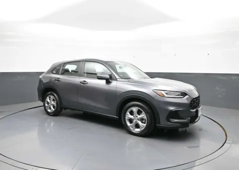 More photos of 2023 Honda HR-V LX at Plaza Kia, NY
