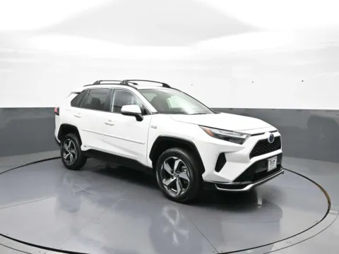 More photos of 2023 Toyota RAV4 Prime SE at Plaza Kia, NY