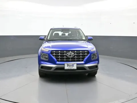 Photos of 2023 Hyundai Venue SEL for sale in Brooklyn, NY at Plaza Kia