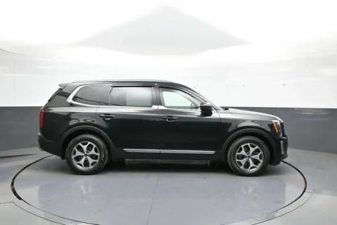More photos of 2020 Kia Telluride EX at Plaza Kia, NY