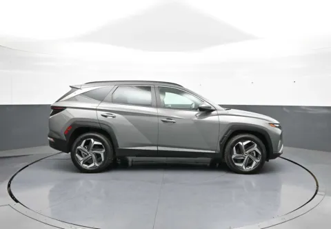More photos of 2024 Hyundai Tucson SEL at Plaza Kia, NY