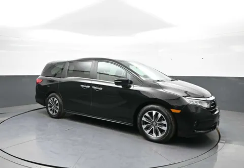 Another view of 2023 Honda Odyssey EX-L for sale in Brooklyn, NY at Plaza Kia