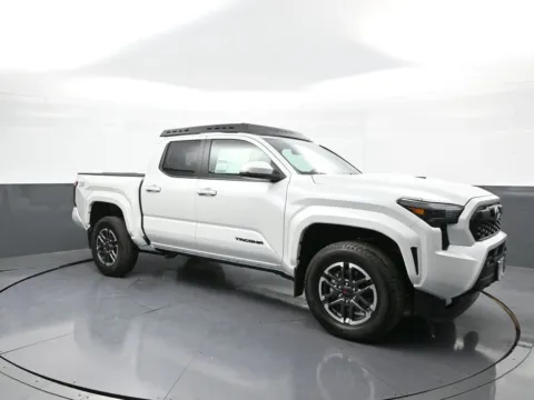 More photos of 2024 Toyota Tacoma TRD Sport at Plaza Toyota, NY